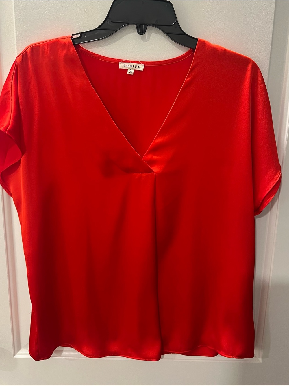 JODIFL Red Satin V-Neck Short Sleeve Blouse